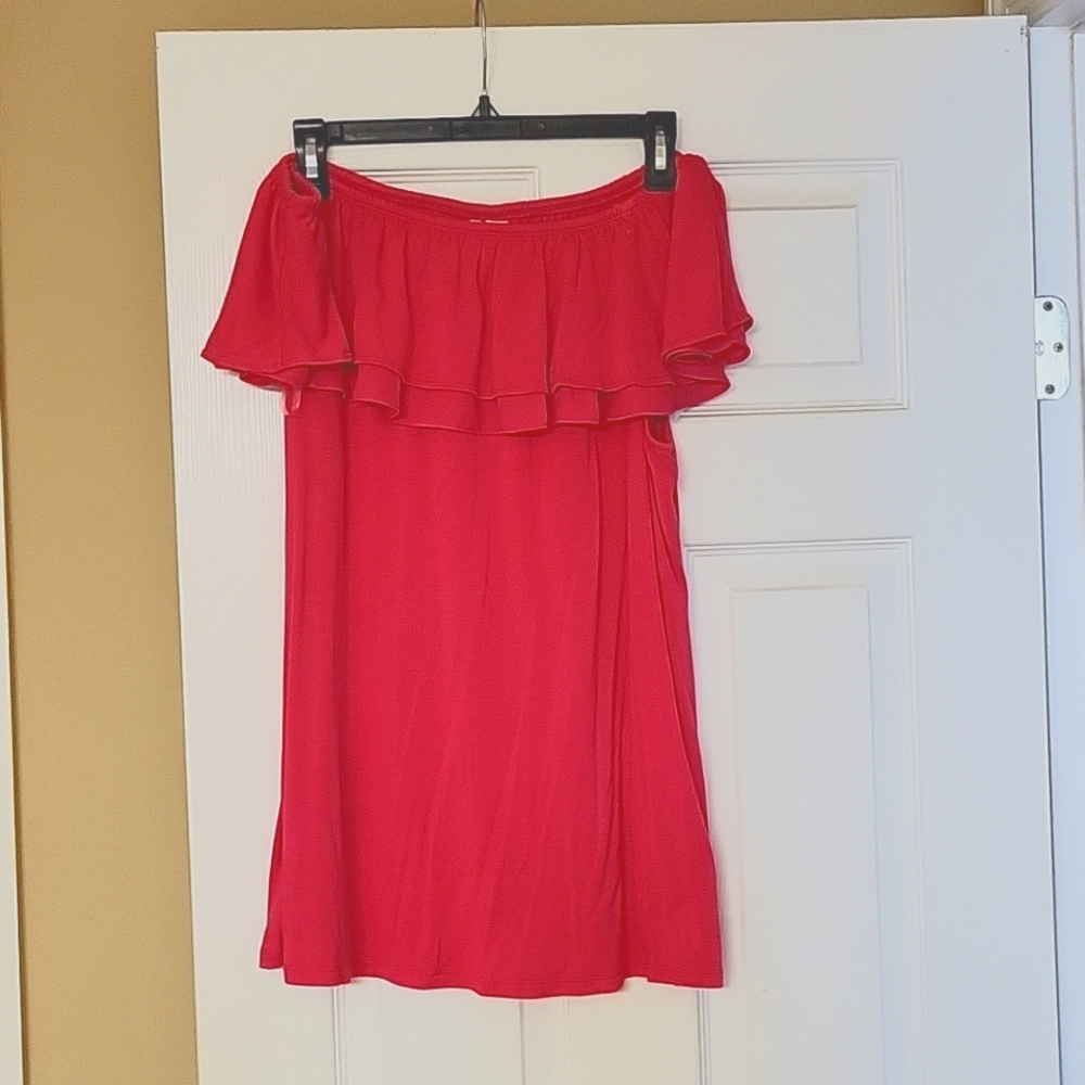 Pink cold shoulder top